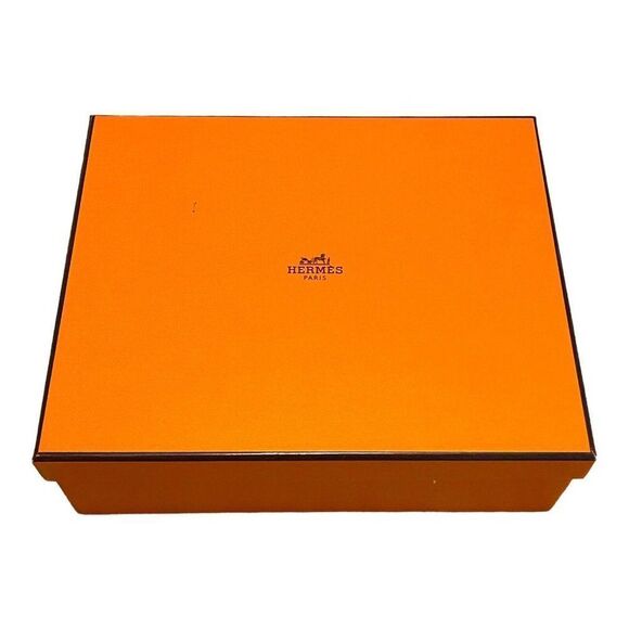 Authentic HERMES Paris Empty Gift Scarf Box 9” x 7.5” x 3” Storage Clutch Purse - Picture 2 of 8